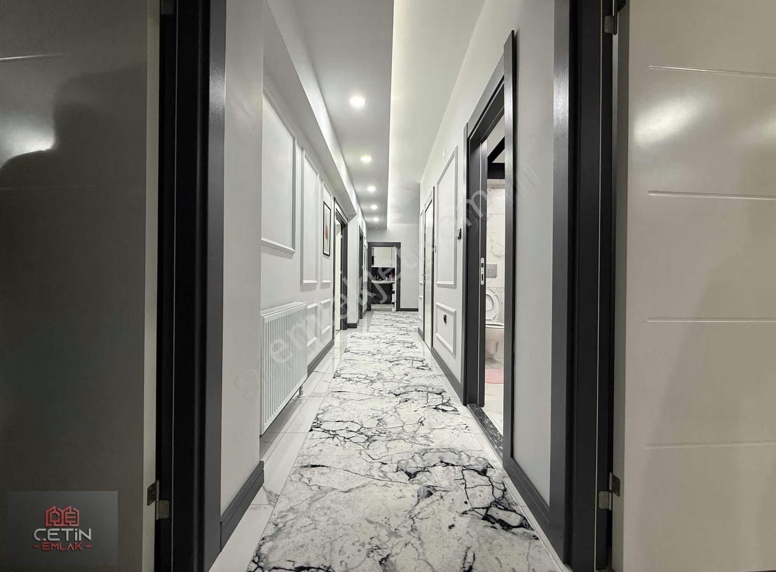 Çetin Emlak'geniş Peyzajlı Sitede 5.kat Kapalı Garajlı 4+1 Daire - Görsel 4