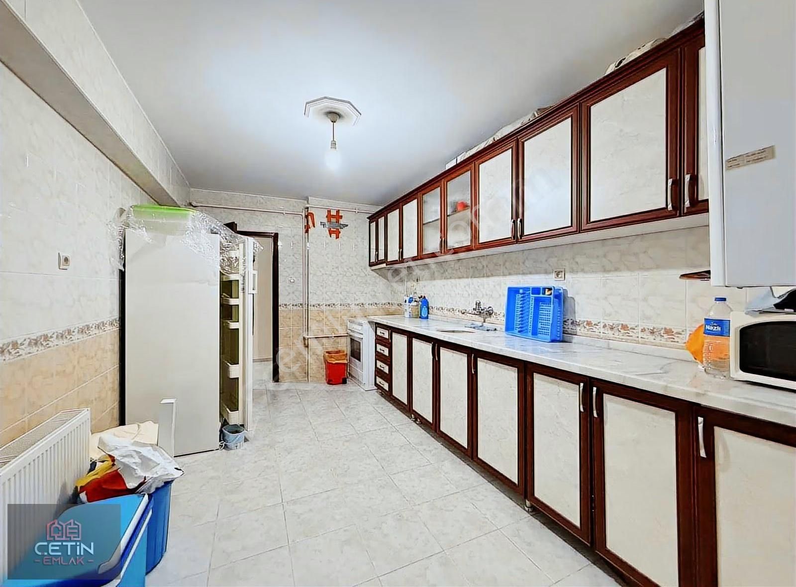 Çetin Emlak'cadde Kenarı İçi Masrafsız Köşebaşı 3+1 Kiralık Dair - Görsel 2