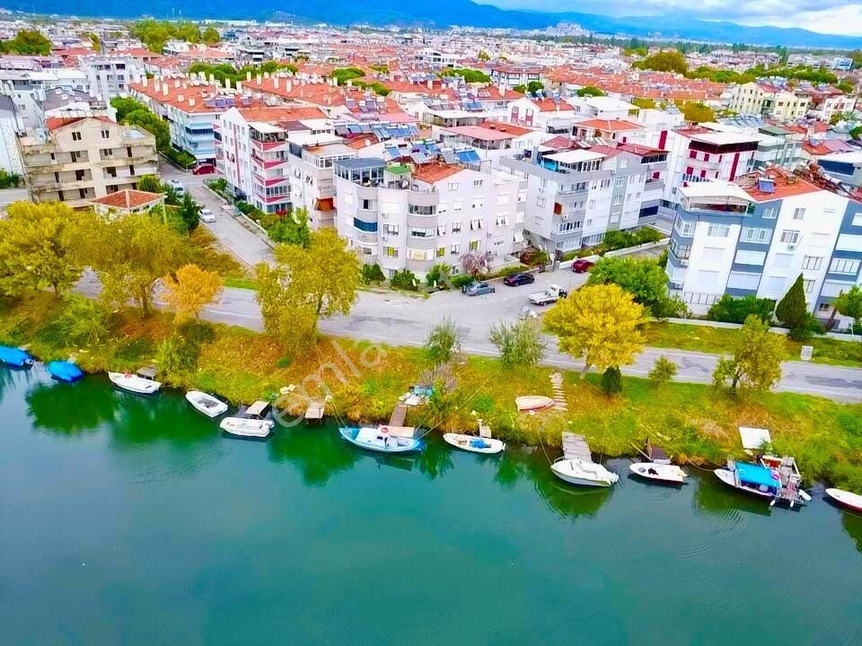 🔵🔵aktif'ten Akçay'da Mavi Ve Yeşil Bir Arada: Denize 250m Önü Açık Geniş Balkonlu Arakat 2+1 Daire - Görsel 2