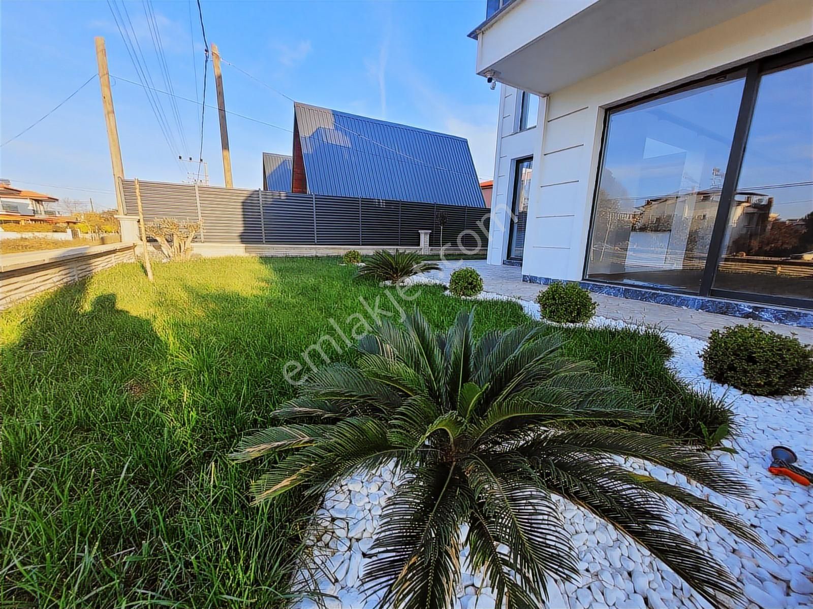 Denize Çok Yakın Ultra Lüks 4 Katlı Asansörlü Satılık Villa - Görsel 17