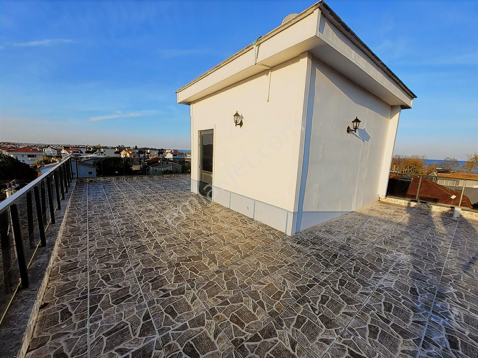 Denize Çok Yakın Ultra Lüks 4 Katlı Asansörlü Satılık Villa - Görsel 2