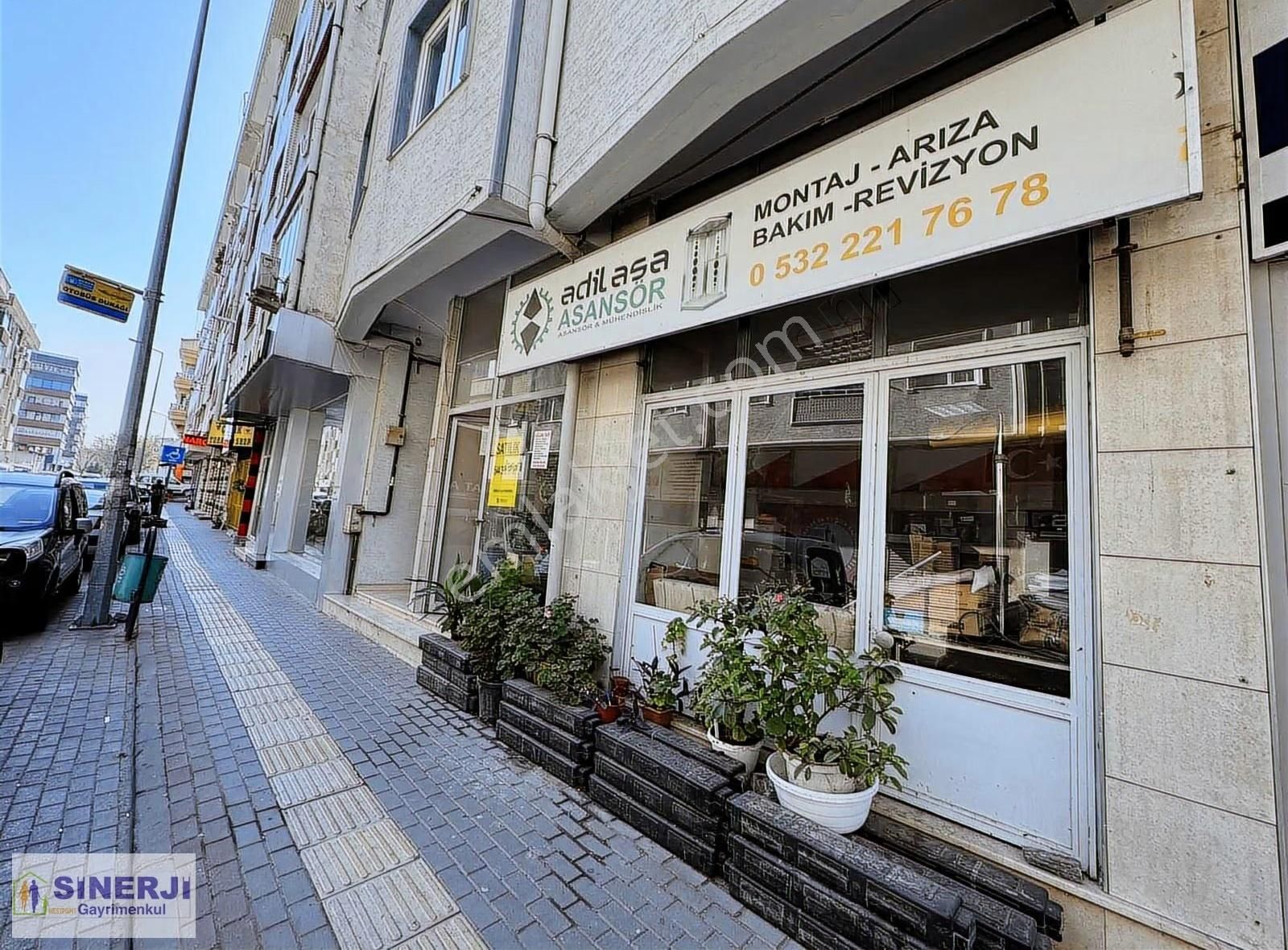 Beşevler Yıldırım Caddesine Cephe Satılık Fırsat Dükkan