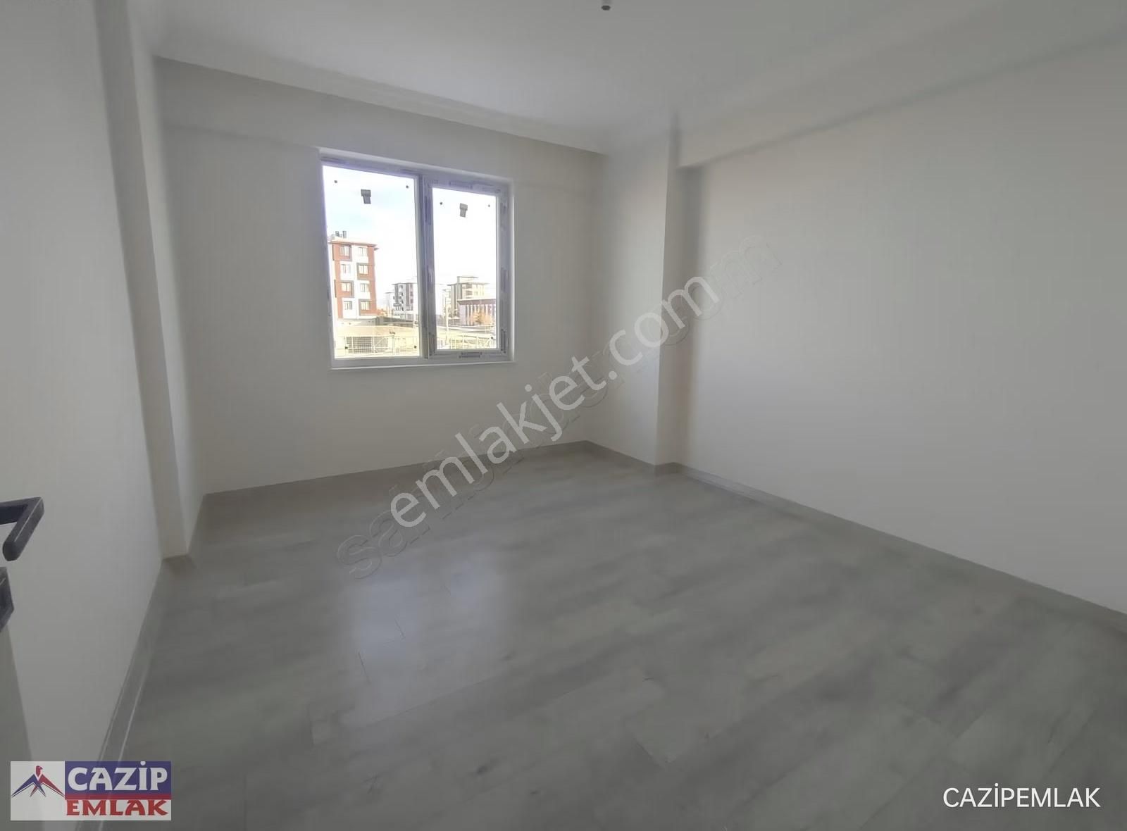 Cazip'ten Ana Yol Üzeri Yerden Isıtma Kombili Sıfır 2+1 - Görsel 3