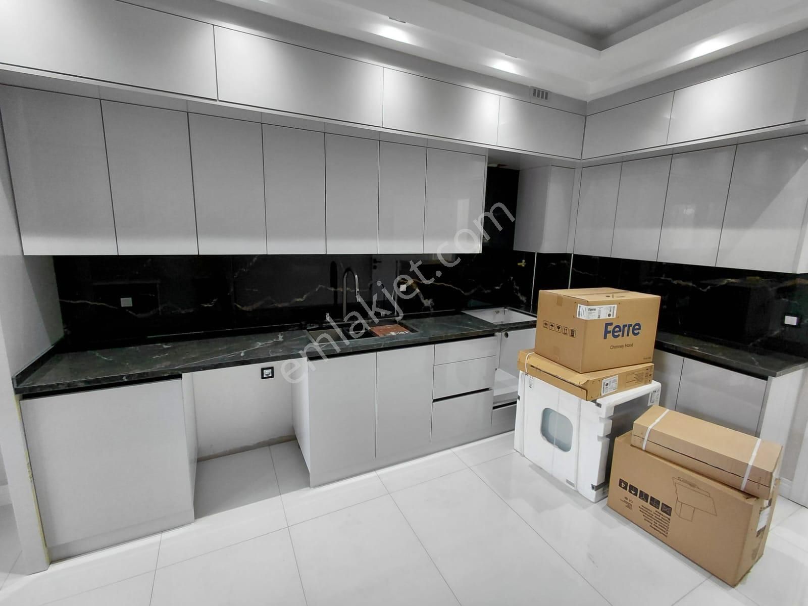 Emrah Çiftci'den Selçuklu Parsana Mah.ahmet Yesevi Cad.yanı Kiralık 3+1 Ultra Lüks Daire - Görsel 13