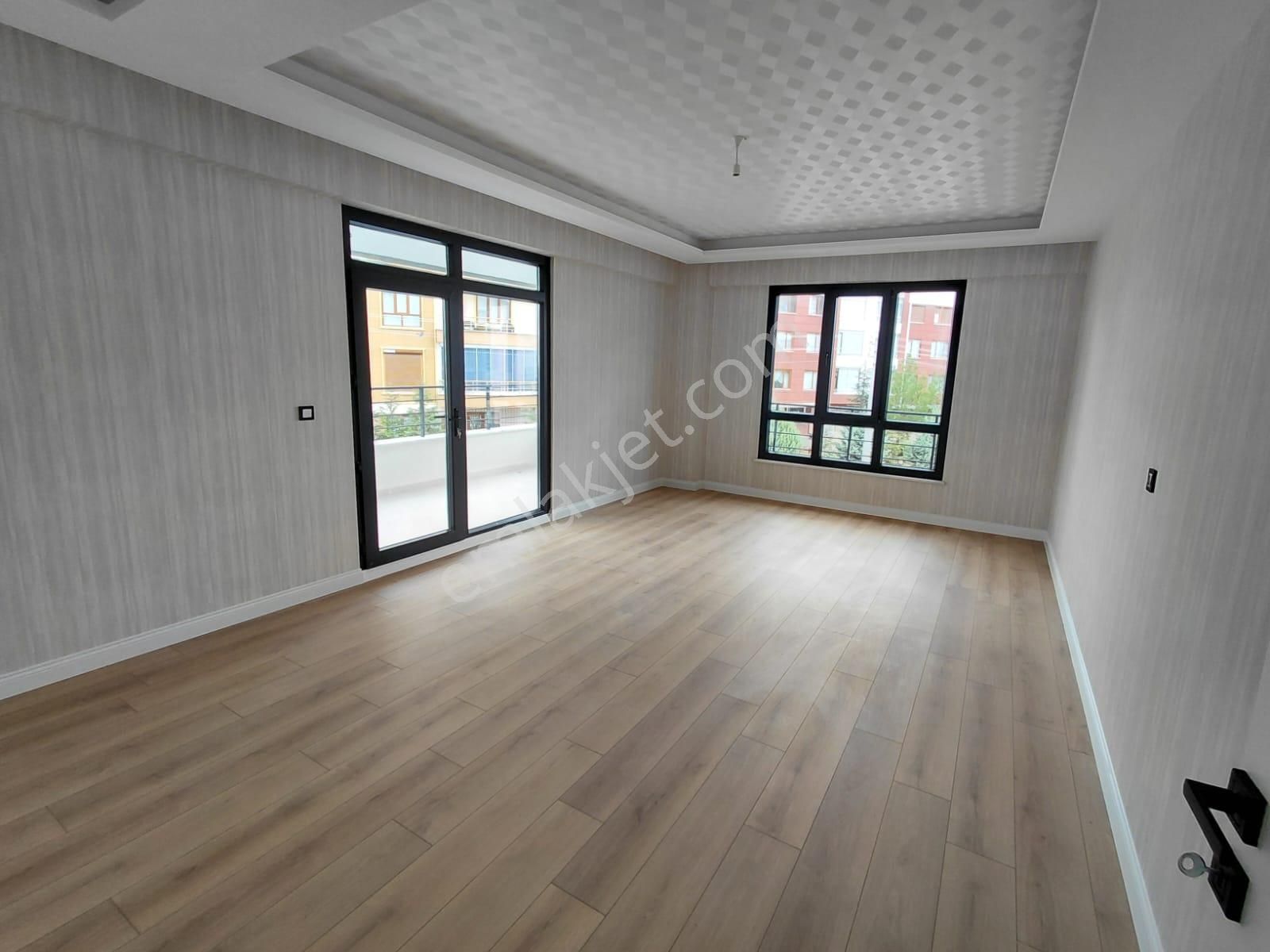 Emrah Çiftci'den Selçuklu Parsana Mah.ahmet Yesevi Cad.yanı Kiralık 3+1 Ultra Lüks Daire - Görsel 4