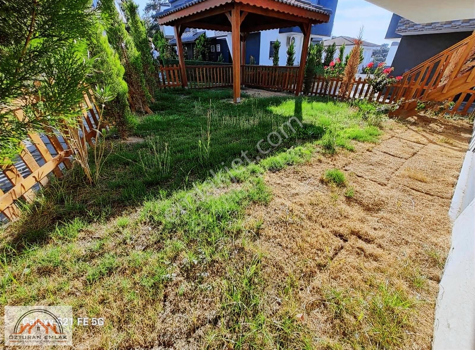 Kuşadasında Full Eşyalı 3+1 Villa - Görsel 3