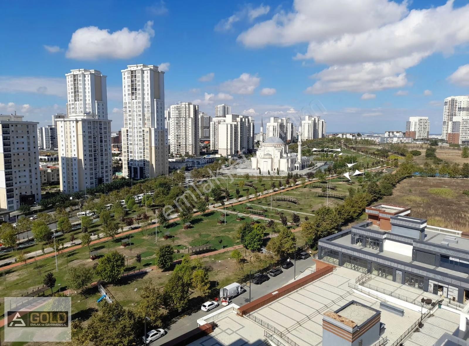 Bahçekent Ticaret Merkezinde Yüksek Tavan 50 M2 Dükkan - Görsel 12