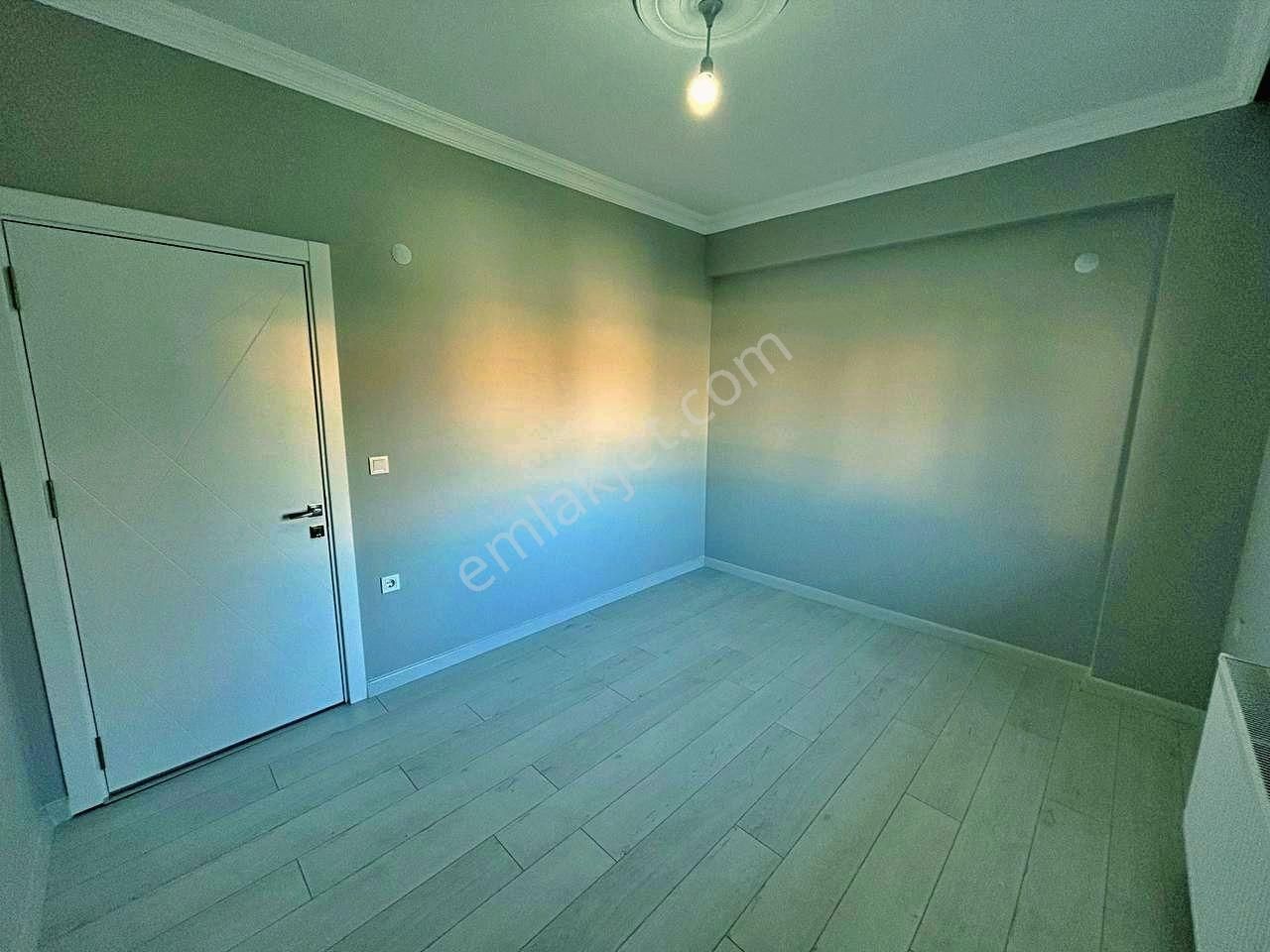 Uytundan Burhaniye Bahçelievler'de Doğalgazlı Lüks 2+1 Daire - Görsel 3