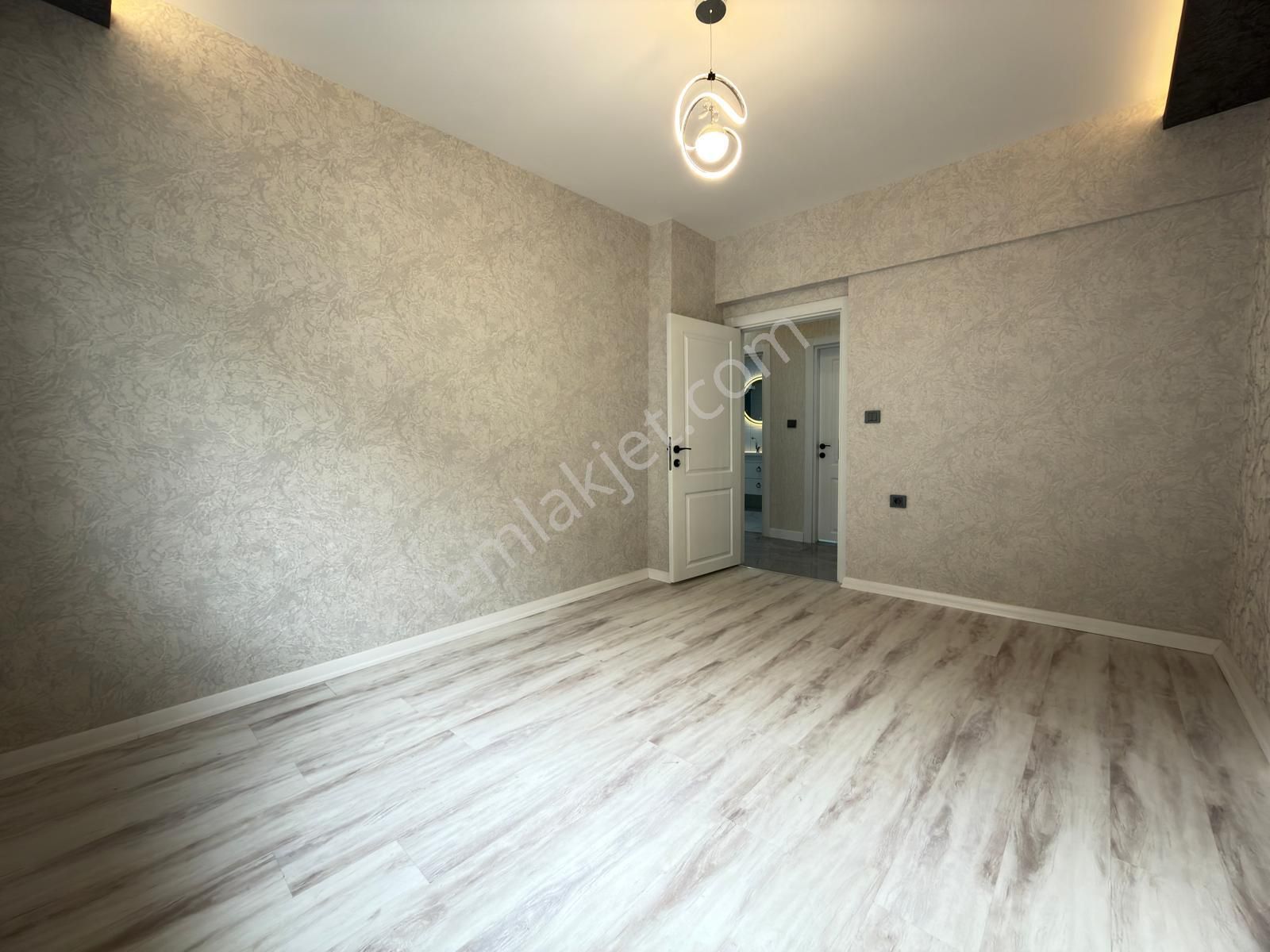 Kariyerden Keçiörende Satılık Ultra Lüks Yapılı 3+1 Geniş Daire - Görsel 22