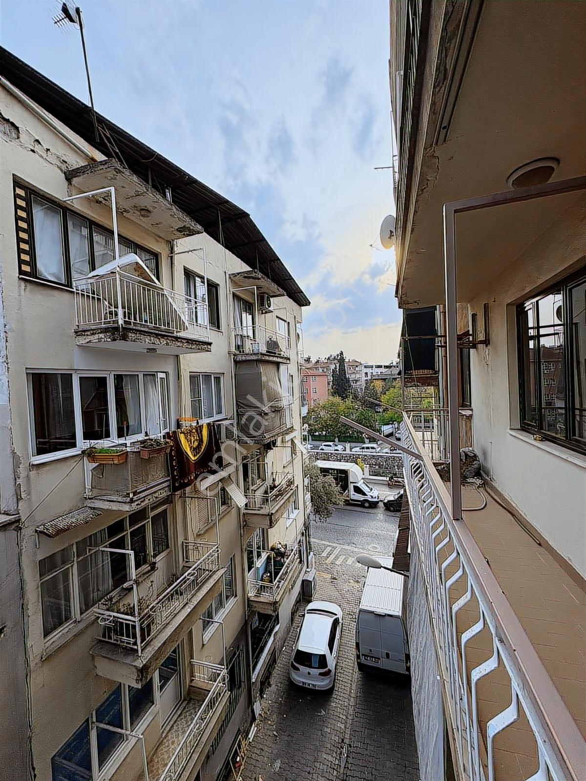 Yedi Eylül Okulu Karşısı 3+1 105 M² Arakat Daire Acil Son Fiyat