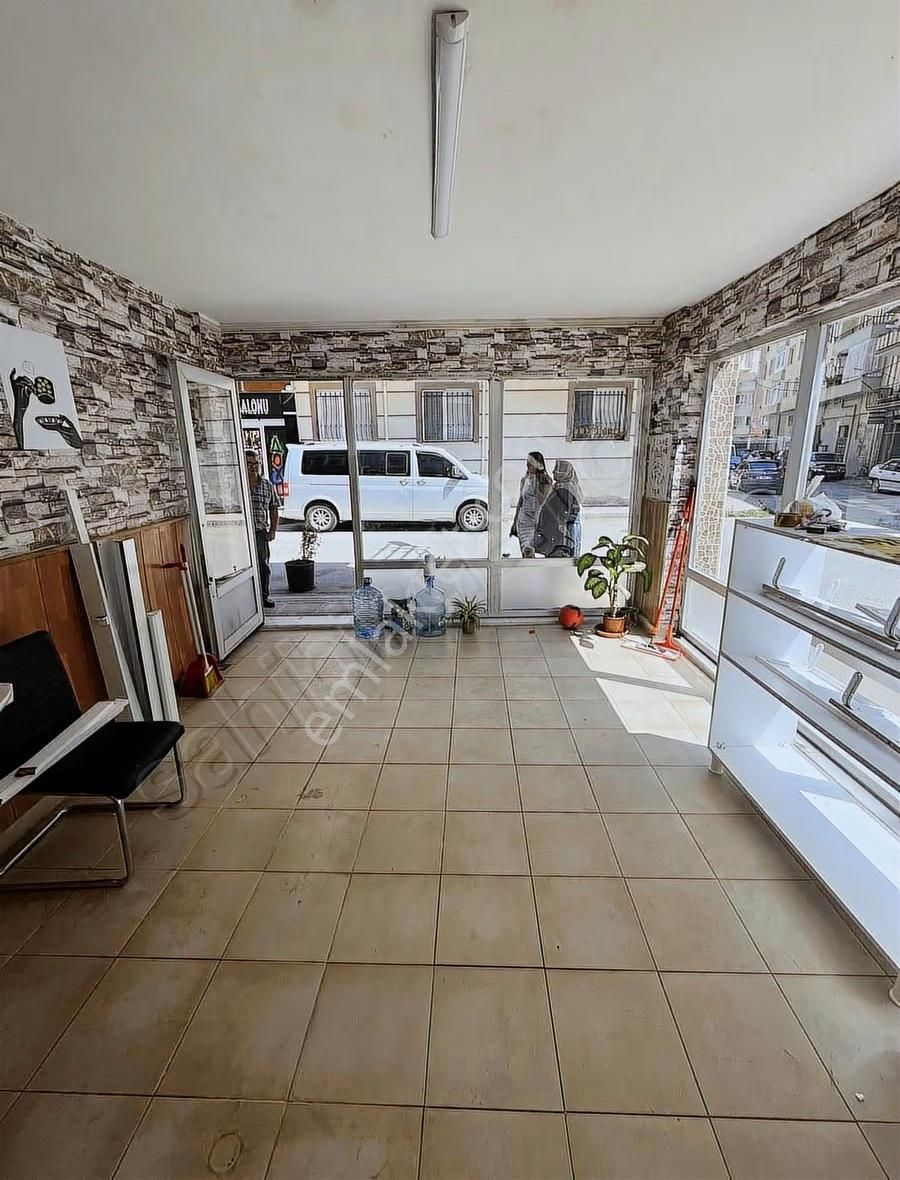 Denizden İstiklal Caddesi Dibi Kiralık Dükkan - Görsel 7
