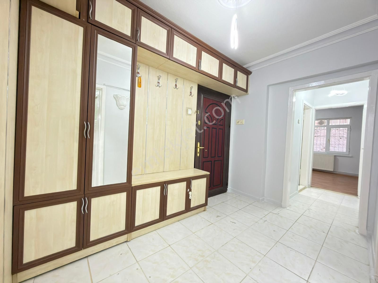 Kariyer'den Etlik'de Lokman Hekim Yakını Yatırımlık 2.5+1 Fırsat Daire - Görsel 14