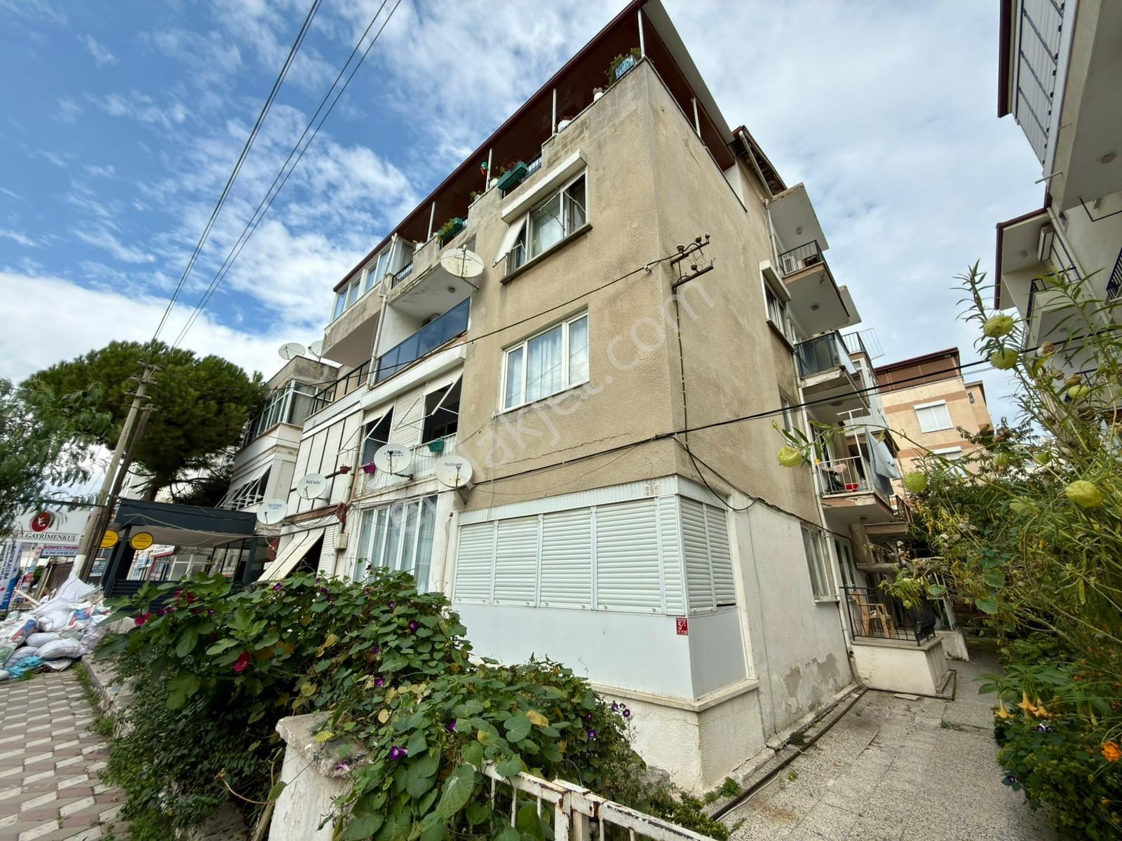 Yükselden Akçay Merkezde Satılık Denize 50mt Ayrı Mutfak Kaçmaz Fırsat 1+1daire - Görsel 21