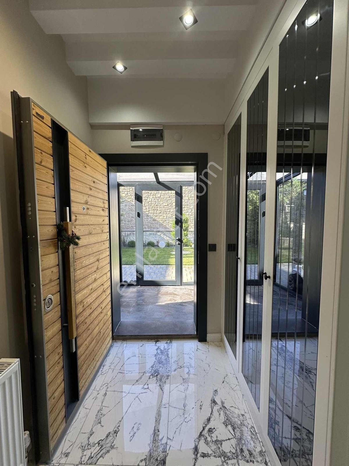 Hisarcıkta 4+1 Satılık Lüks Villa - Görsel 14