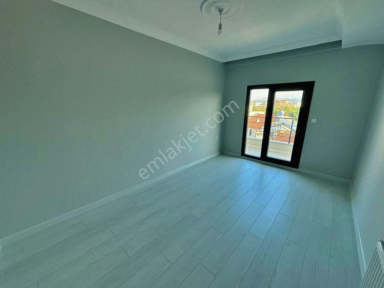 Uytundan Burhaniye Bahçelievler'de Doğalgazlı Lüks 3+1 Dubleks - Görsel 24