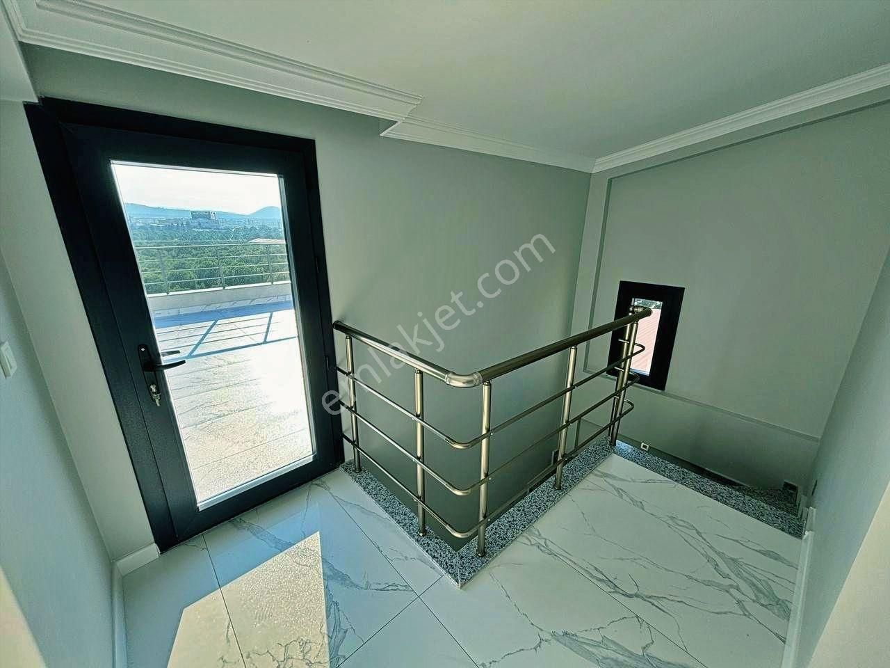 Uytundan Burhaniye Bahçelievler'de Doğalgazlı Lüks 3+1 Dubleks - Görsel 33