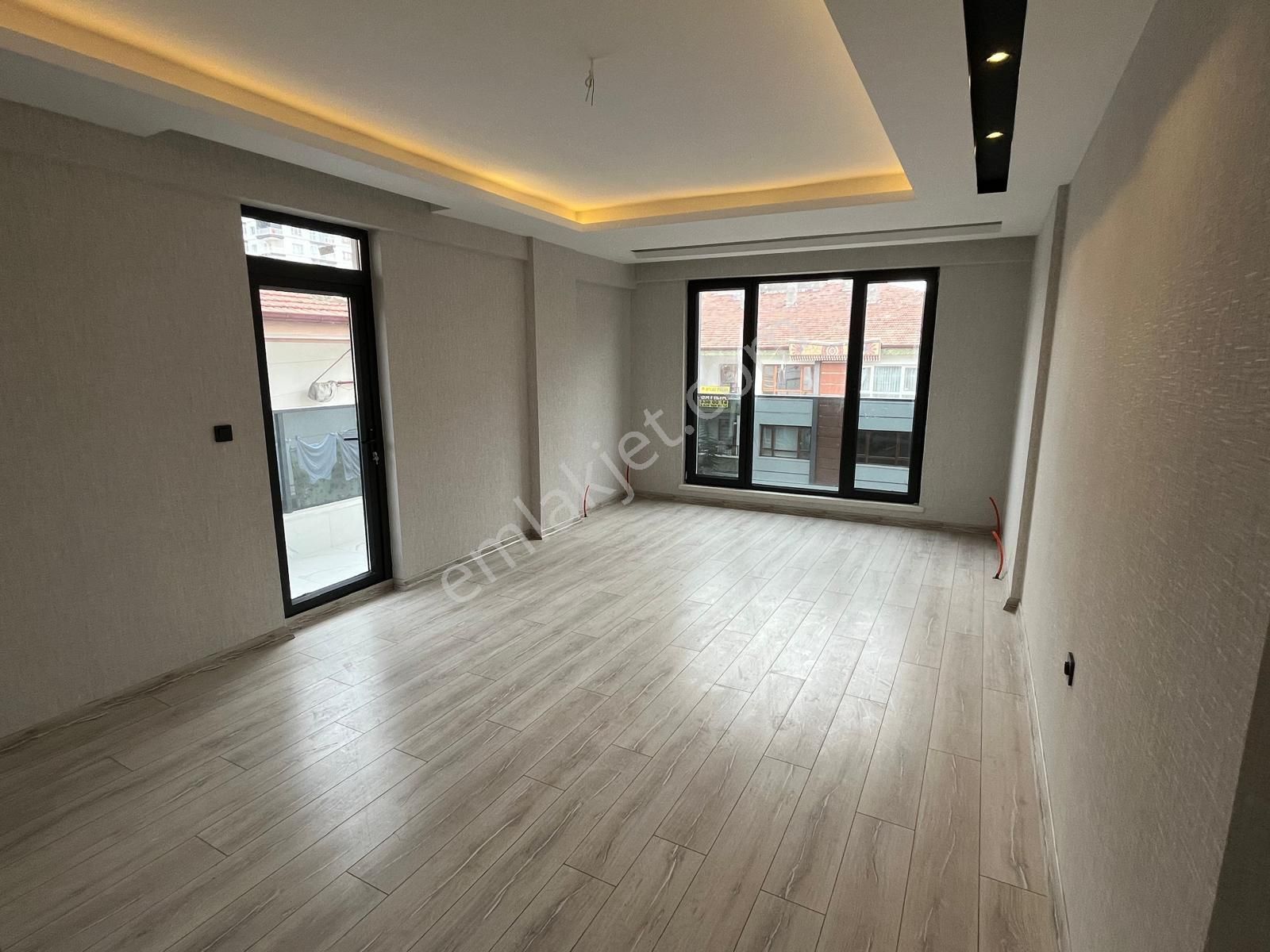 Oturuma Hazır Lüks Yapılı Sıfır 3+1 - Görsel 33