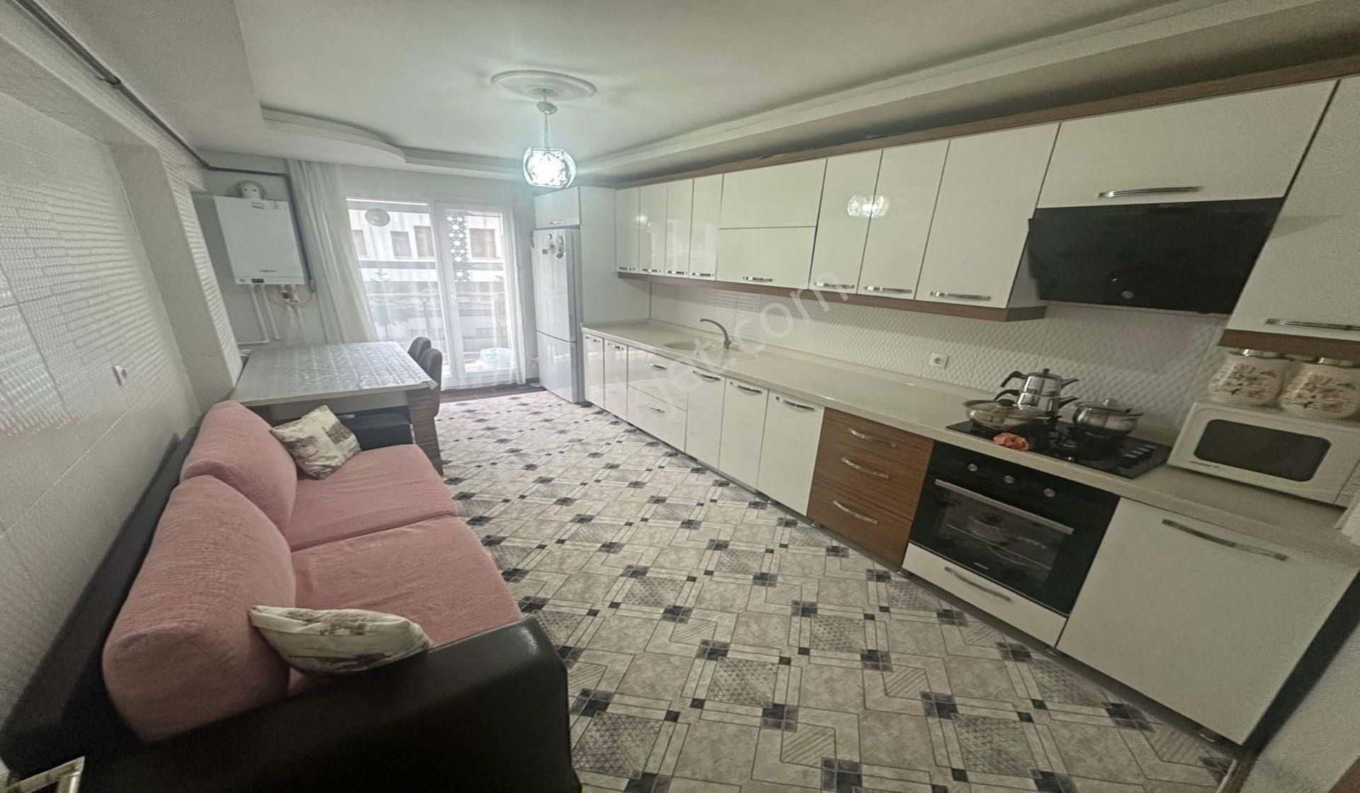 Atapark Pazar Yeri Yakını 3+1 Katta Çift Banyolu Kök Tapu - Görsel 4