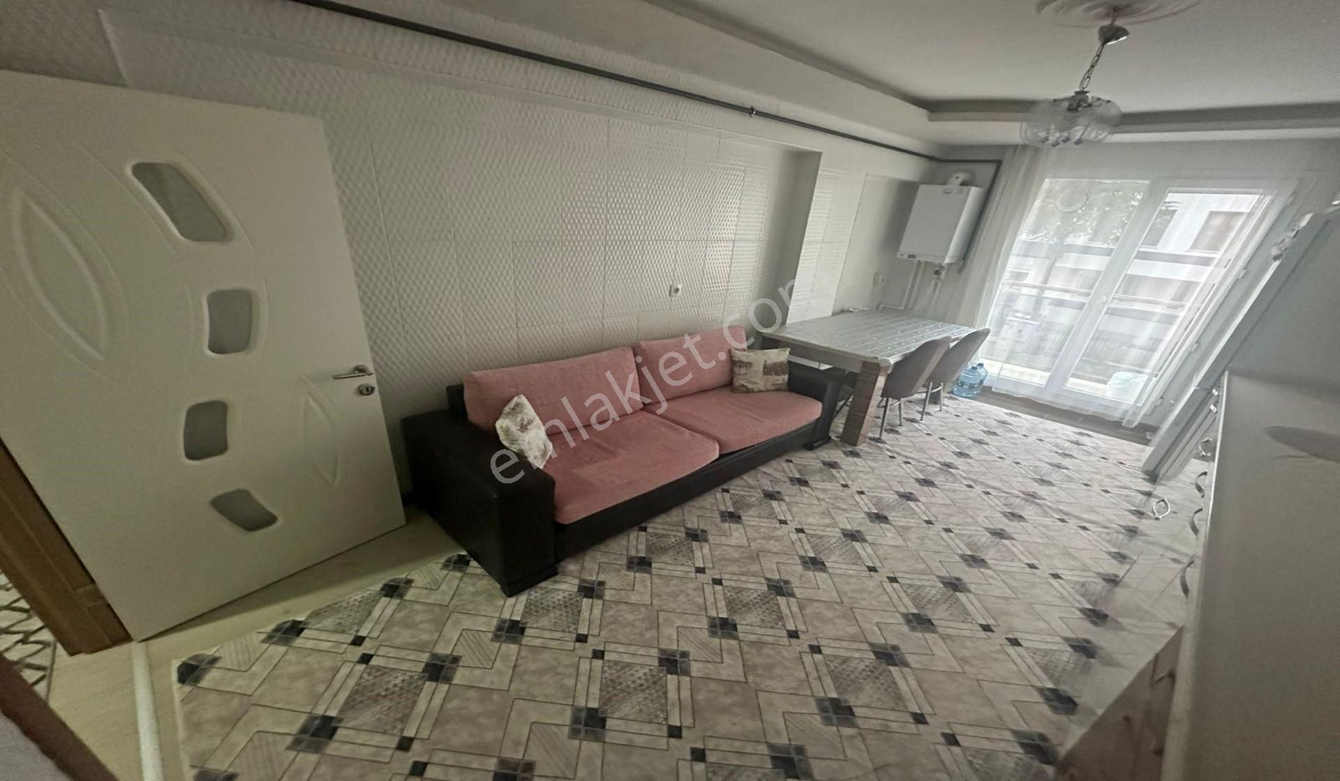 Atapark Pazar Yeri Yakını 3+1 Katta Çift Banyolu Kök Tapu - Görsel 3