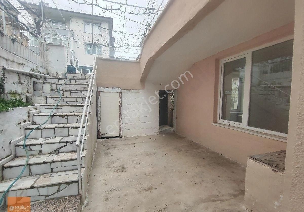 Orhaniye Mahallesi’nde Bahçeli 2+1 Kiralık Daire - Görsel 29