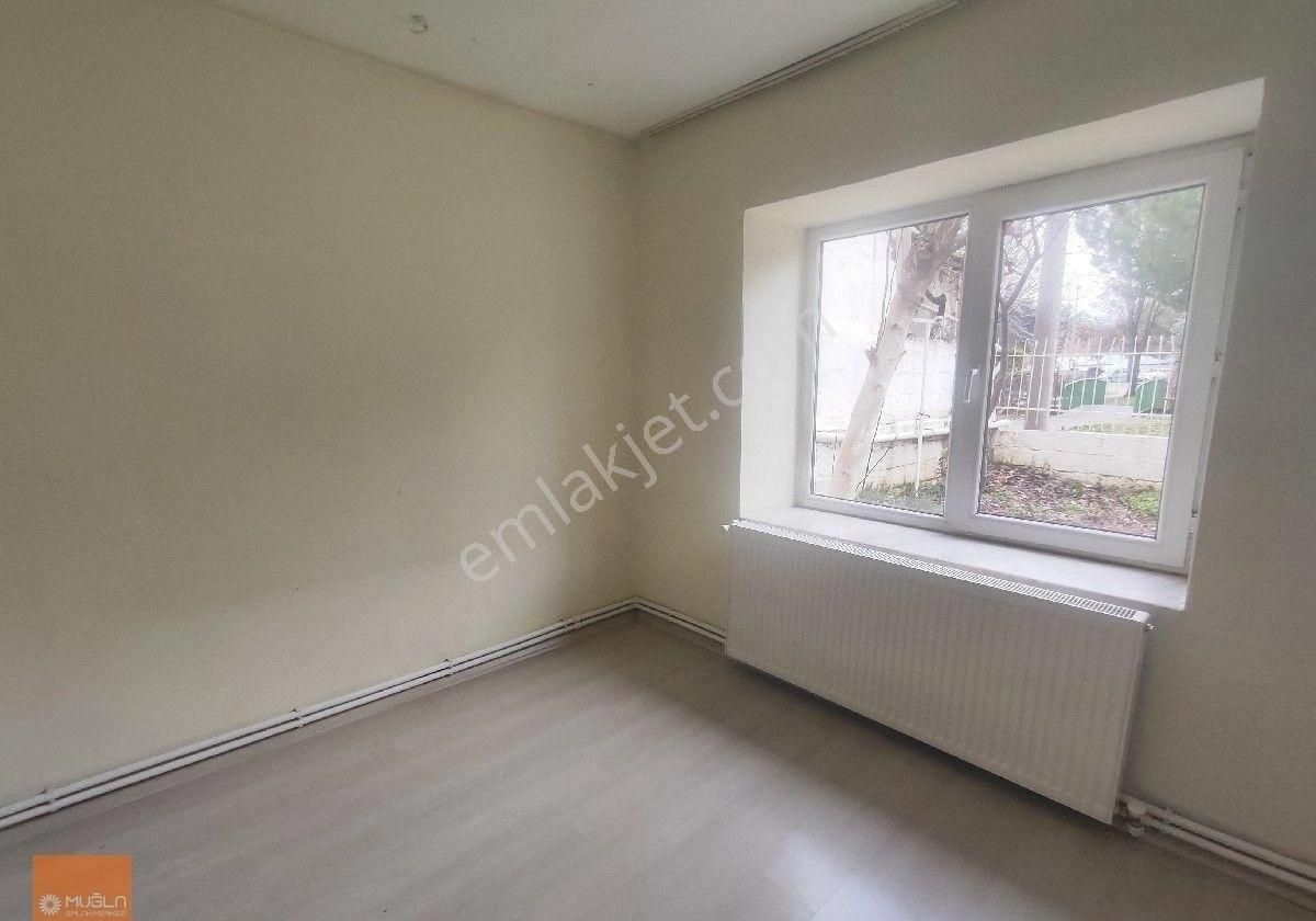 Orhaniye Mahallesi’nde Bahçeli 2+1 Kiralık Daire - Görsel 27