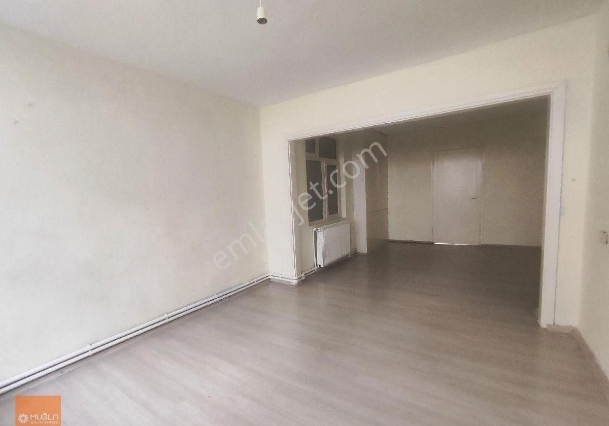 Orhaniye Mahallesi’nde Bahçeli 2+1 Kiralık Daire - Görsel 16