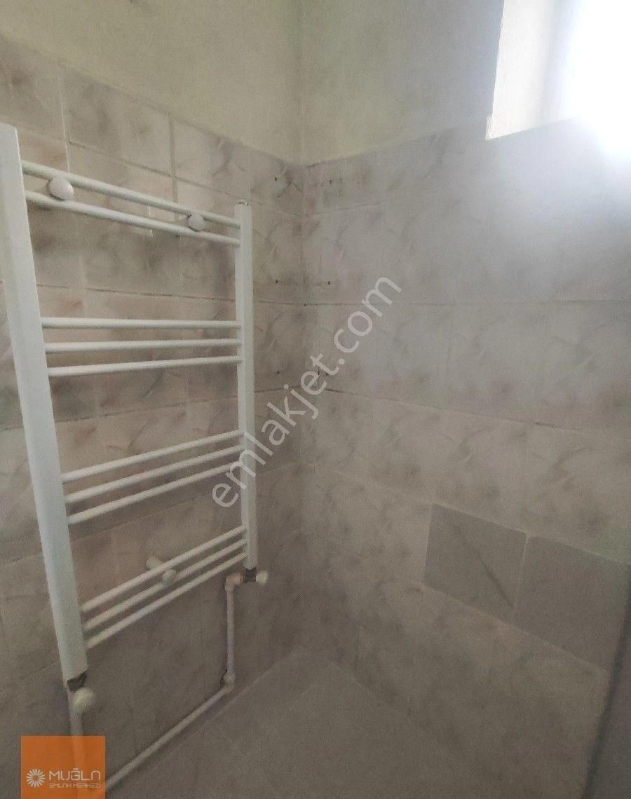 Orhaniye Mahallesi’nde Bahçeli 2+1 Kiralık Daire - Görsel 9