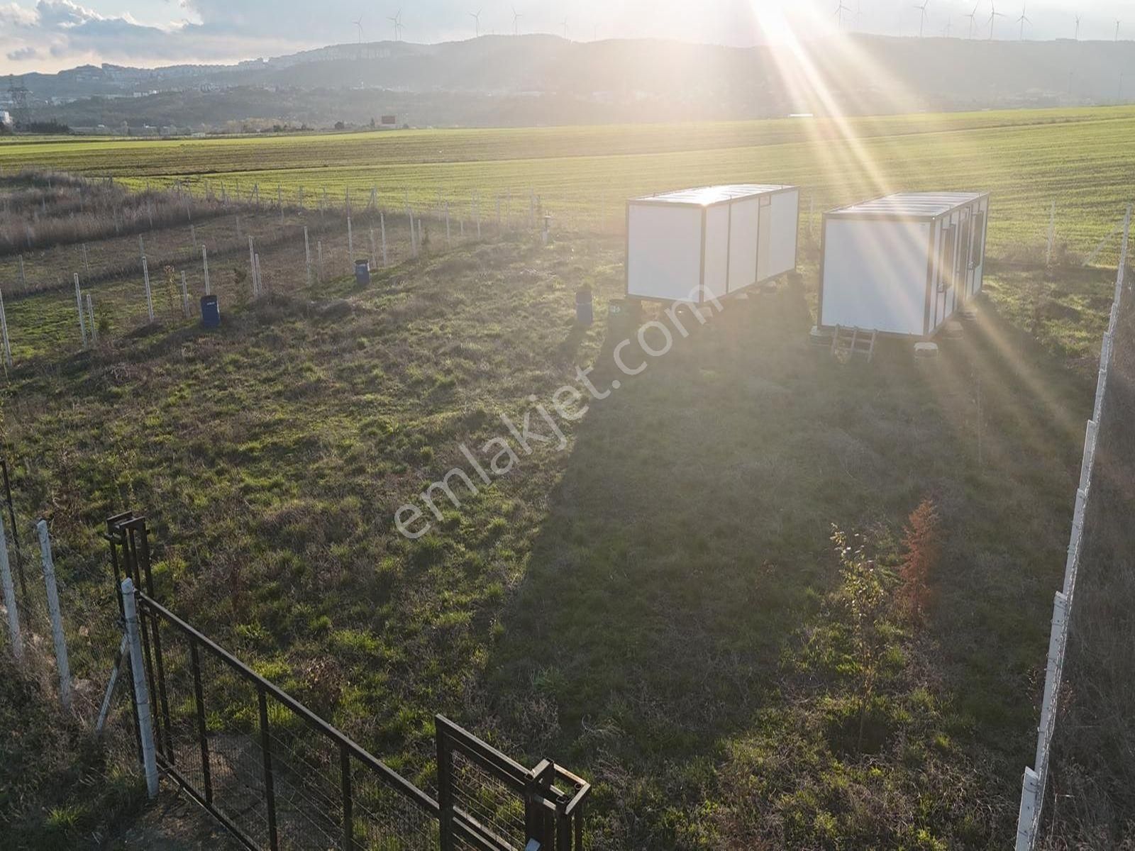 Çatalca Kuzey Marmara Otoyolu Yanı Etrafı Çevrili 1300m2 Fırsat! - Görsel 11