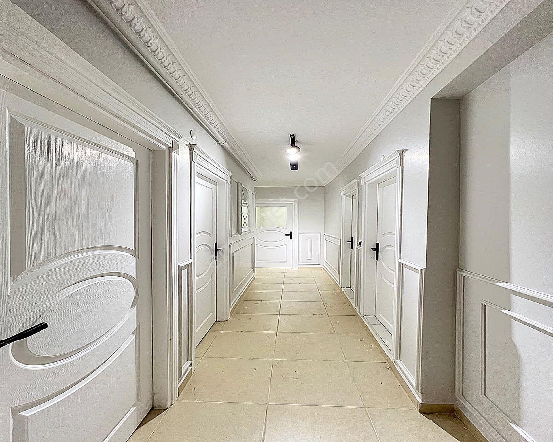 Metrobüse Çok Yakın Acil Satılık 2+1 Bahçe Katı Yüksek Kredi İmkanı İle ! - Görsel 14