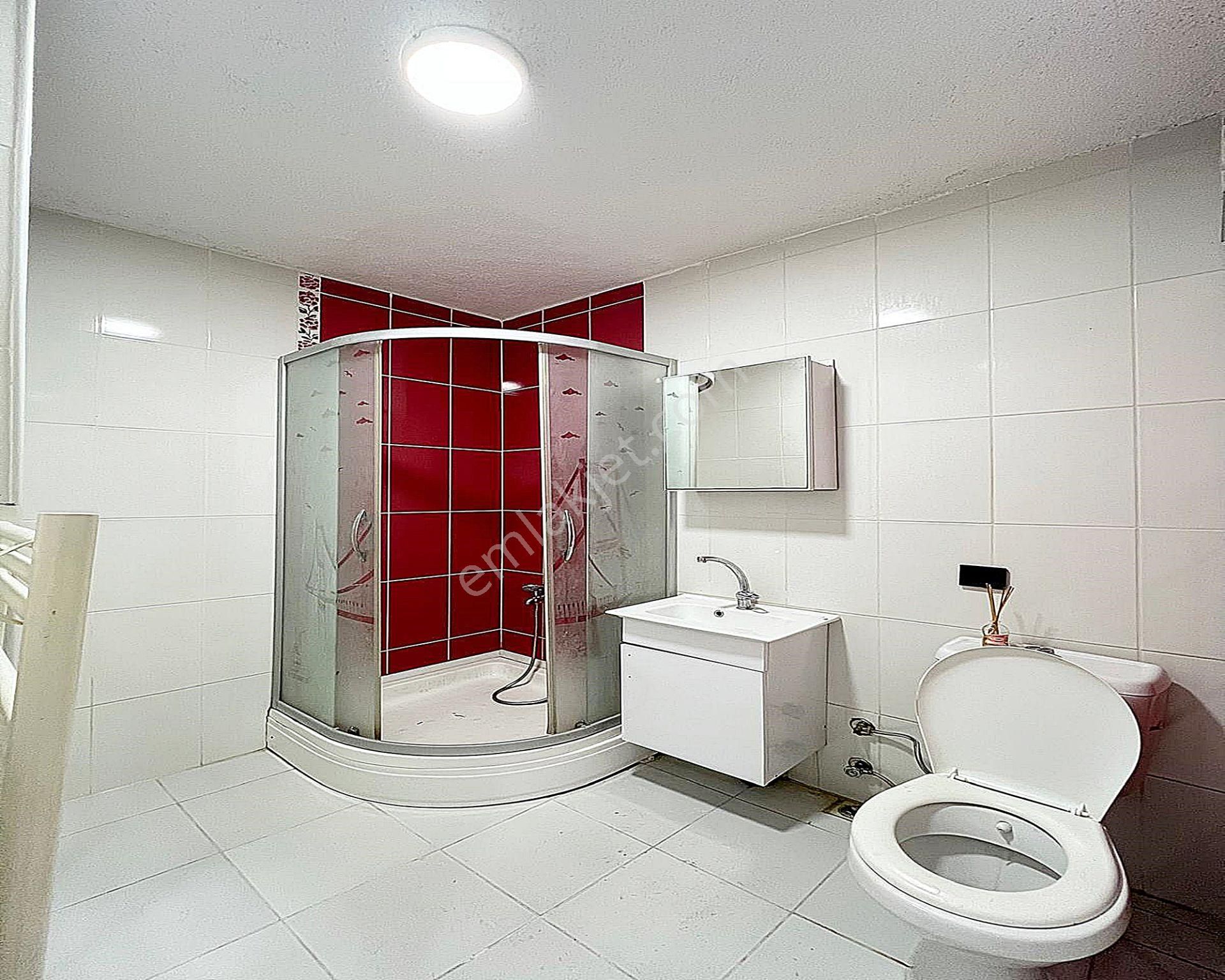 Metrobüse Çok Yakın Acil Satılık 2+1 Bahçe Katı Yüksek Kredi İmkanı İle ! - Görsel 7