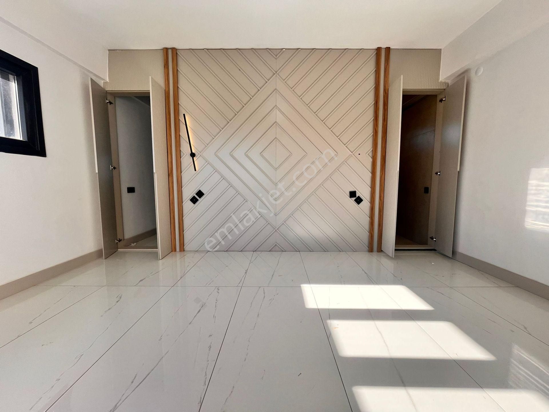 Yükselden Gürede 4/1 Peşinat 2 Yıl Vadeli Ödemeyle Lüx 5+1 Villa - Görsel 32