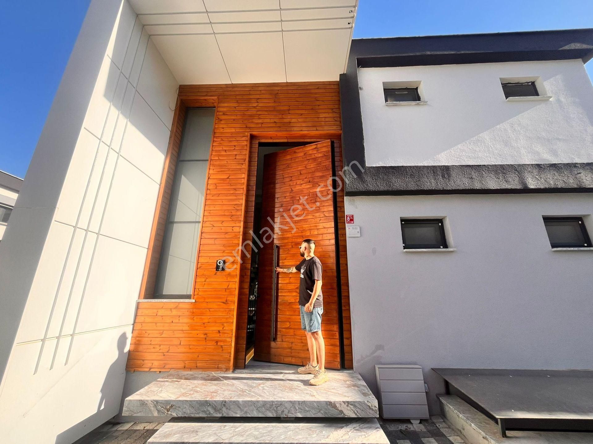 Yükselden Gürede 4/1 Peşinat 2 Yıl Vadeli Ödemeyle Lüx 5+1 Villa - Görsel 24