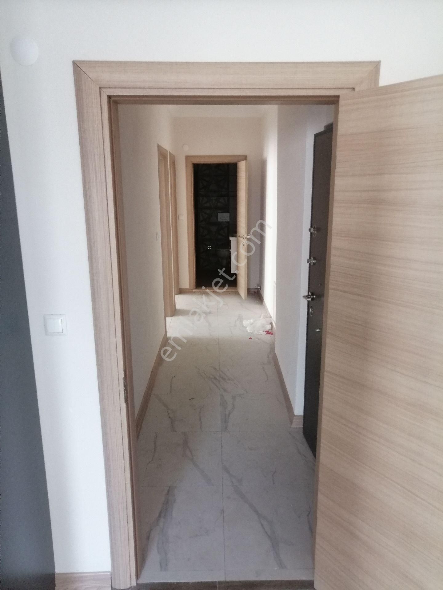 Kocaali Suit Sitesinde Denize 300 Mt,havuz Cephe,geniş Varendalı 2+1 - Görsel 5