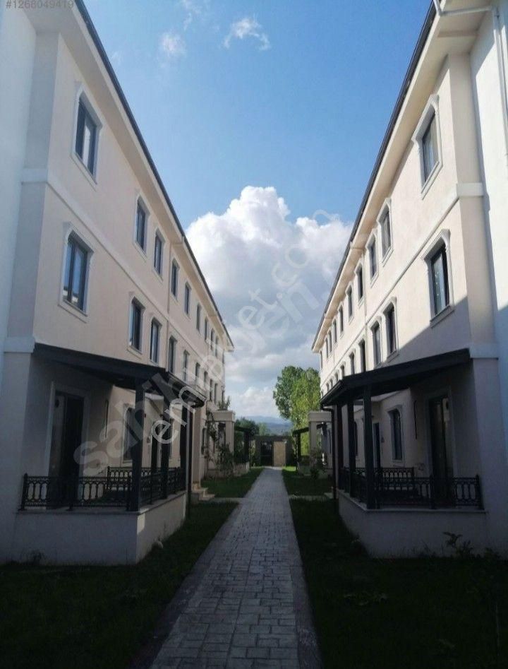 Kocaali Suit Sitesinde Denize 300 Mt,havuz Cephe,geniş Varendalı 2+1 - Görsel 13