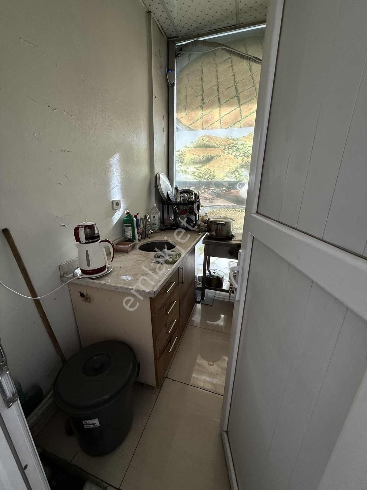 Uzaydan Konakda Satılık Köşe Başı Dükkan İki Katlı İş Yeri - Görsel 14