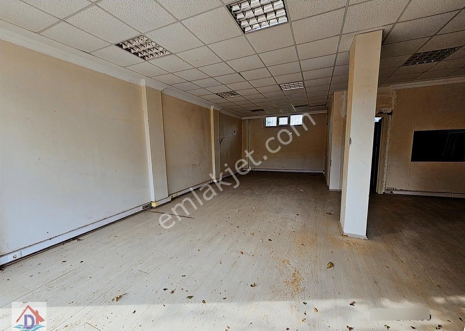 Deniz'den 120 M2 Cadde Üzerinde , Merkezi Konumda Kiralık Dükkan - Görsel 20