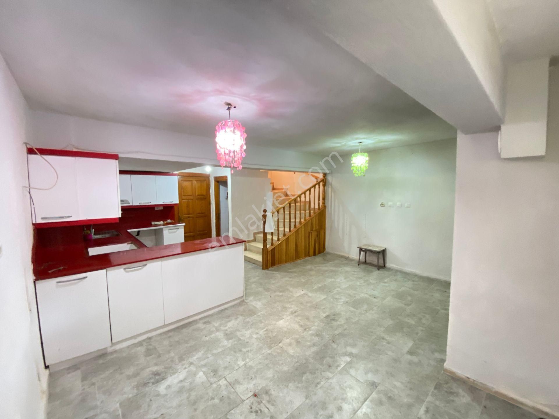 Doğanbey De Site İçerisinde Sosyal Tesisli Müstakil Satılık 4+1 Villa - Görsel 14