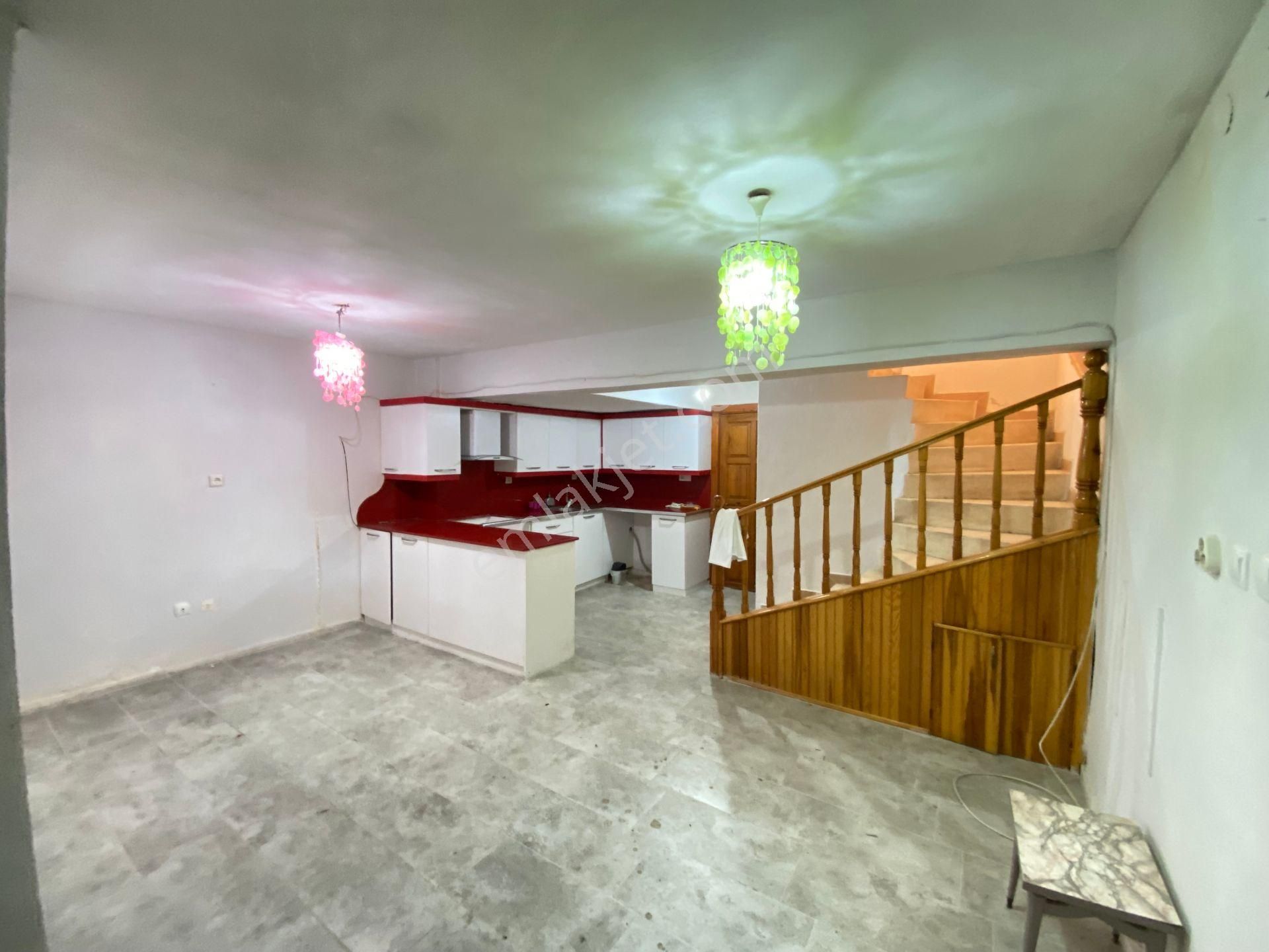 Doğanbey De Site İçerisinde Sosyal Tesisli Müstakil Satılık 4+1 Villa - Görsel 15