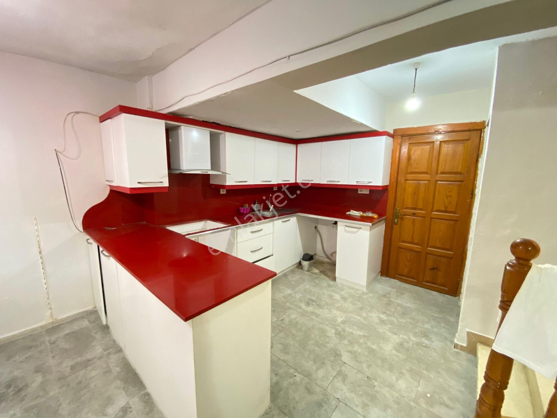 Doğanbey De Site İçerisinde Sosyal Tesisli Müstakil Satılık 4+1 Villa - Görsel 16