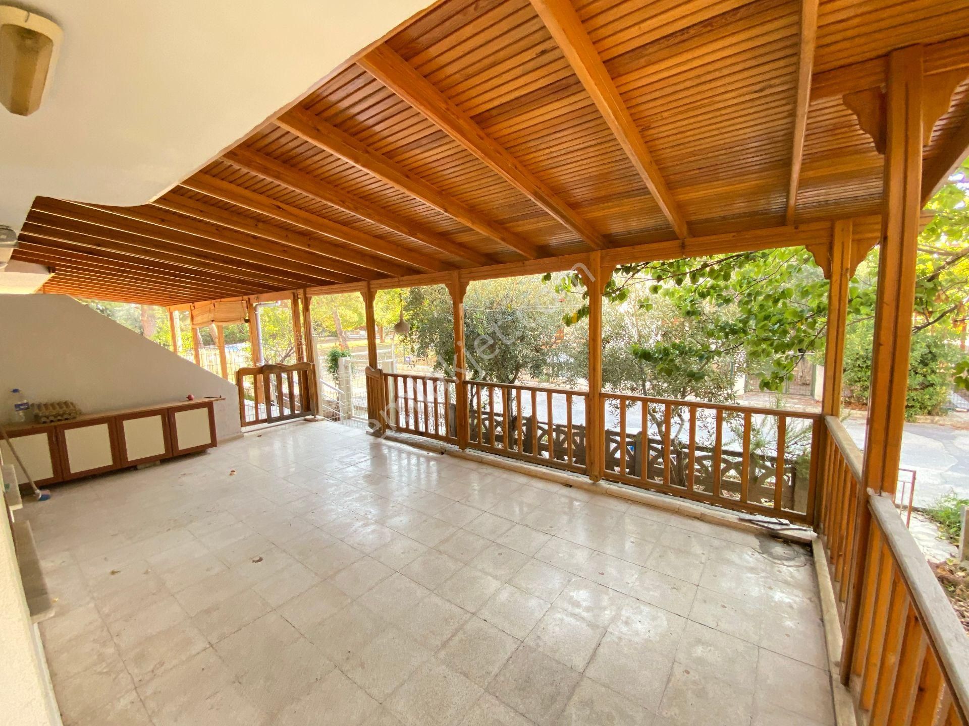 Doğanbey De Site İçerisinde Sosyal Tesisli Müstakil Satılık 4+1 Villa - Görsel 10