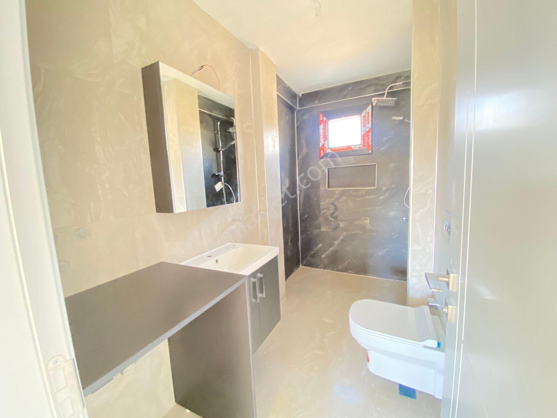 İzmir Ürkmez Plajına Çok Yakın Satılık Harika Villa Köşe Konumunda - Görsel 20