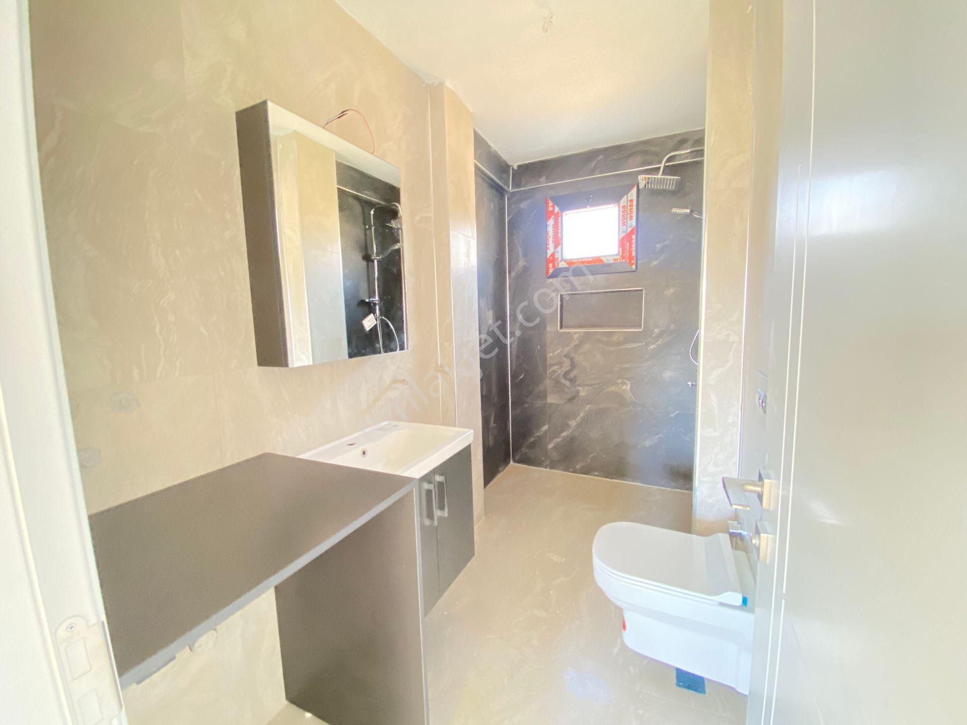 İzmir Ürkmez Plajına Çok Yakın Satılık Harika Villa Köşe Konumunda - Görsel 21