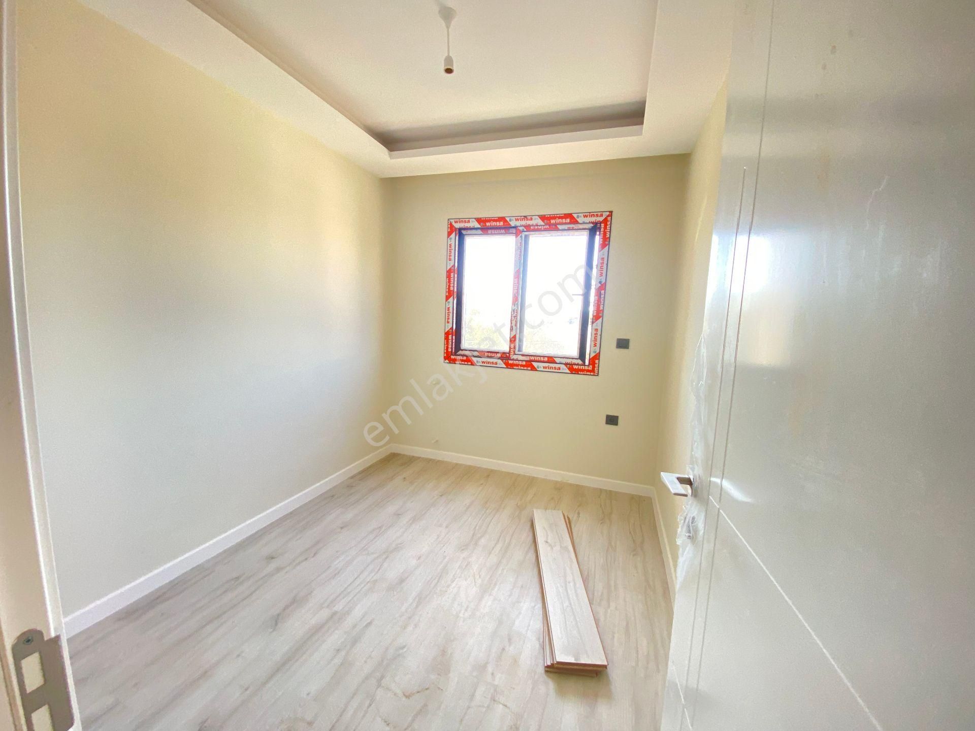 İzmir Ürkmez Plajına Çok Yakın Satılık Harika Villa Köşe Konumunda - Görsel 14