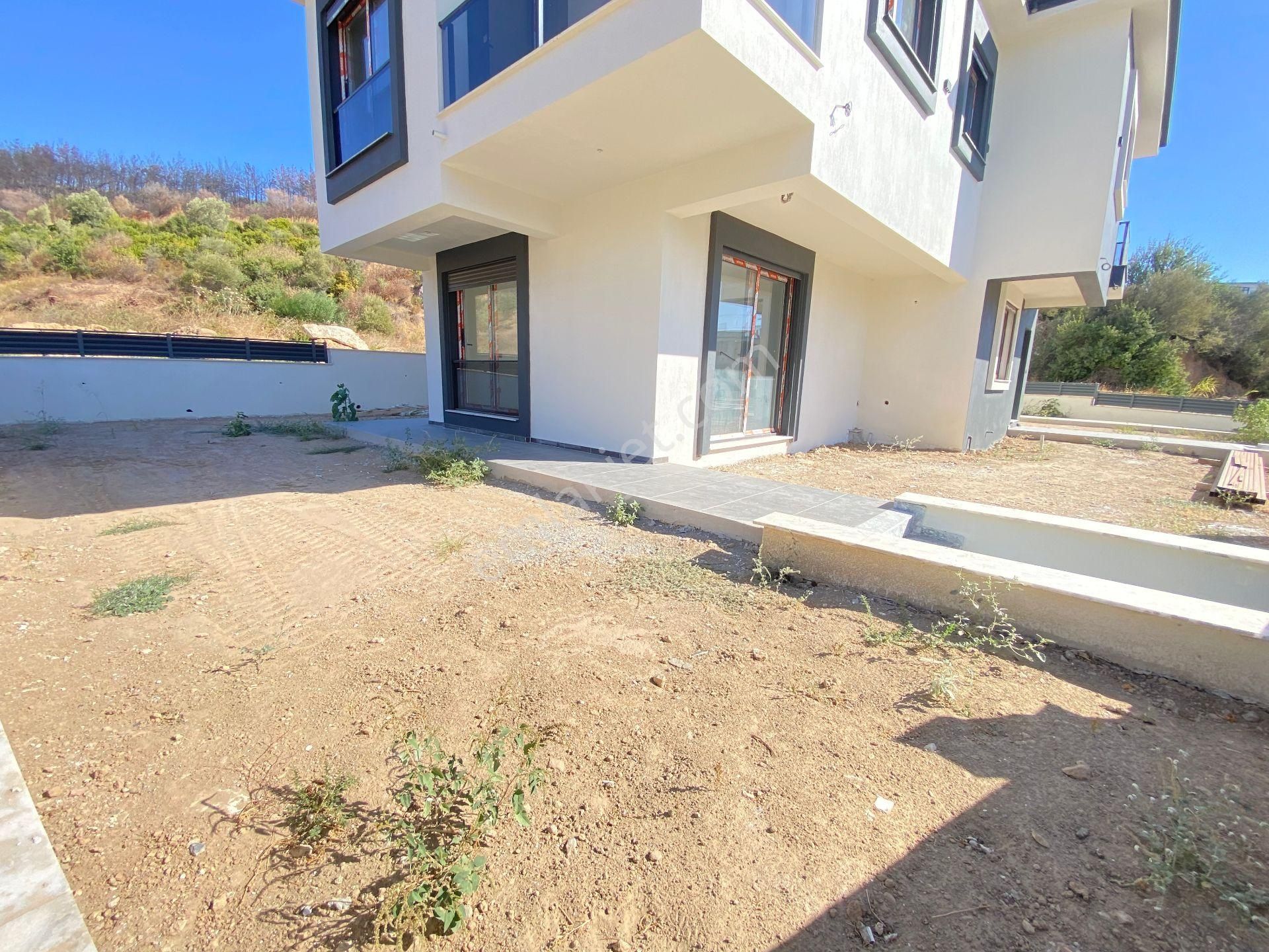 İzmir Ürkmez Plajına Çok Yakın Satılık Harika Villa Köşe Konumunda - Görsel 3