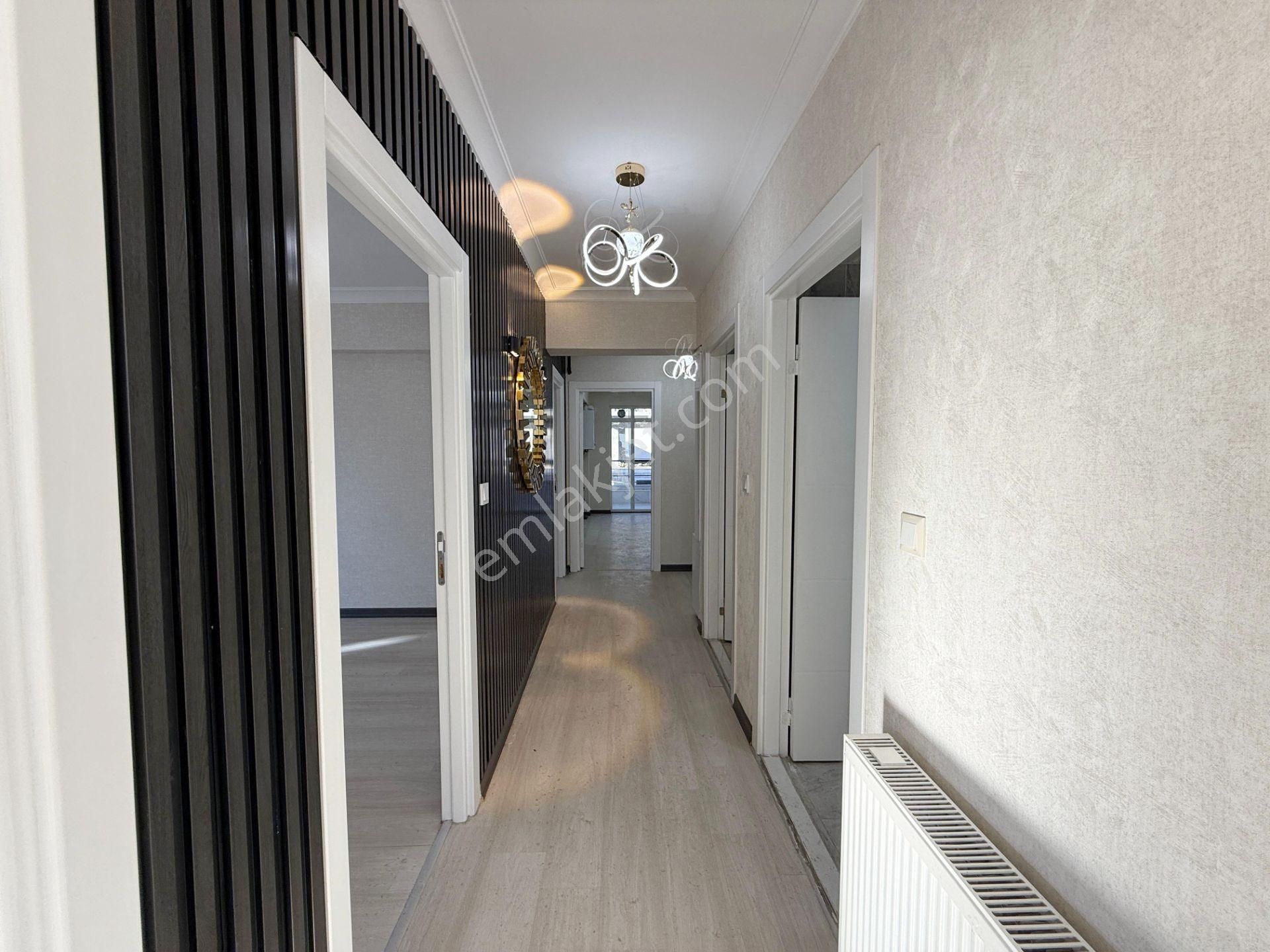 Öz'maşalllah.dan Teras Balkonlou Full+full Yapılı 3+1 Daire - Görsel 17