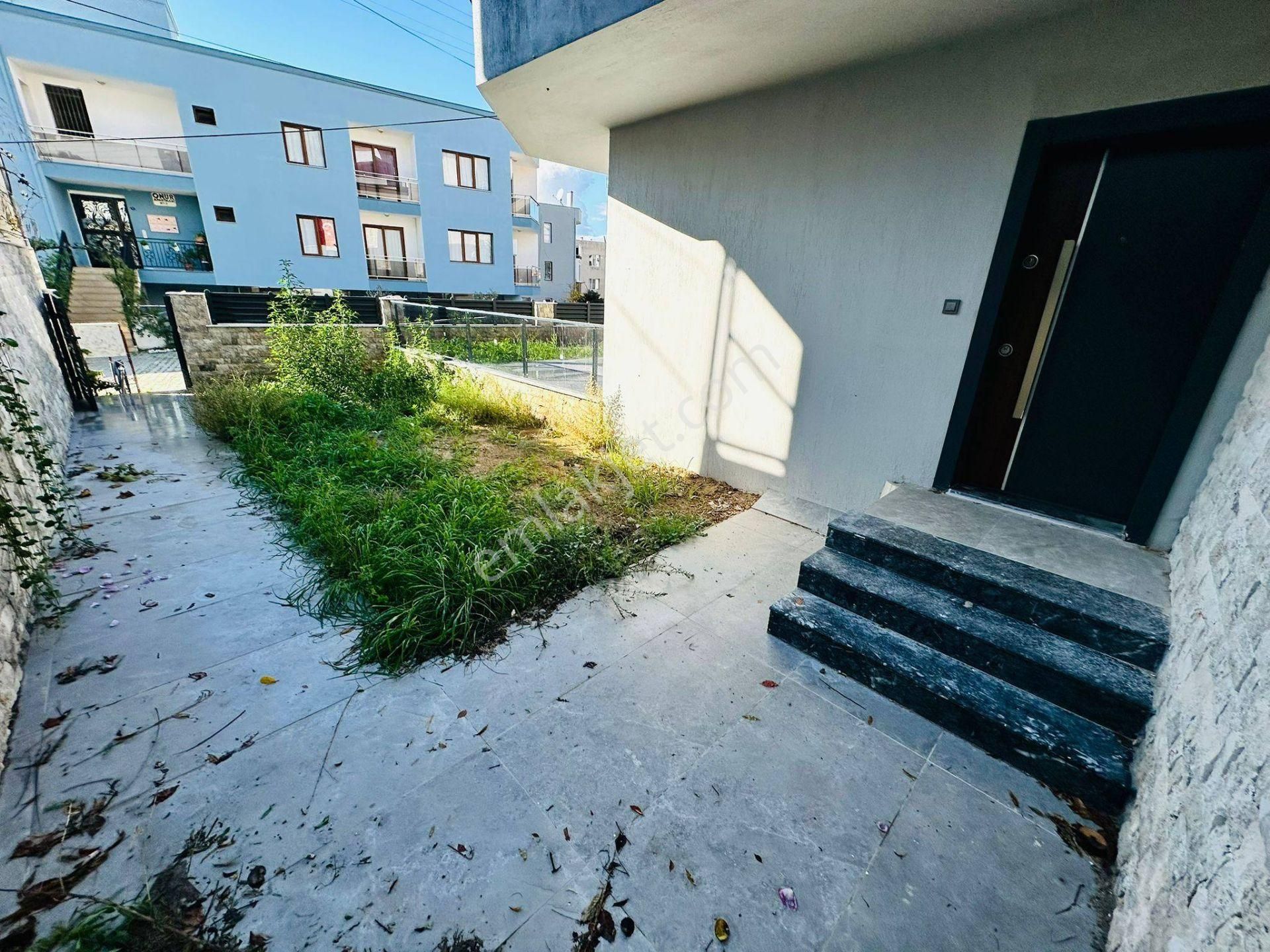 İzmir Seferihisar Ürkmez De Denize 350mt Bahçeli Satılık 2+1 Villa - Görsel 5