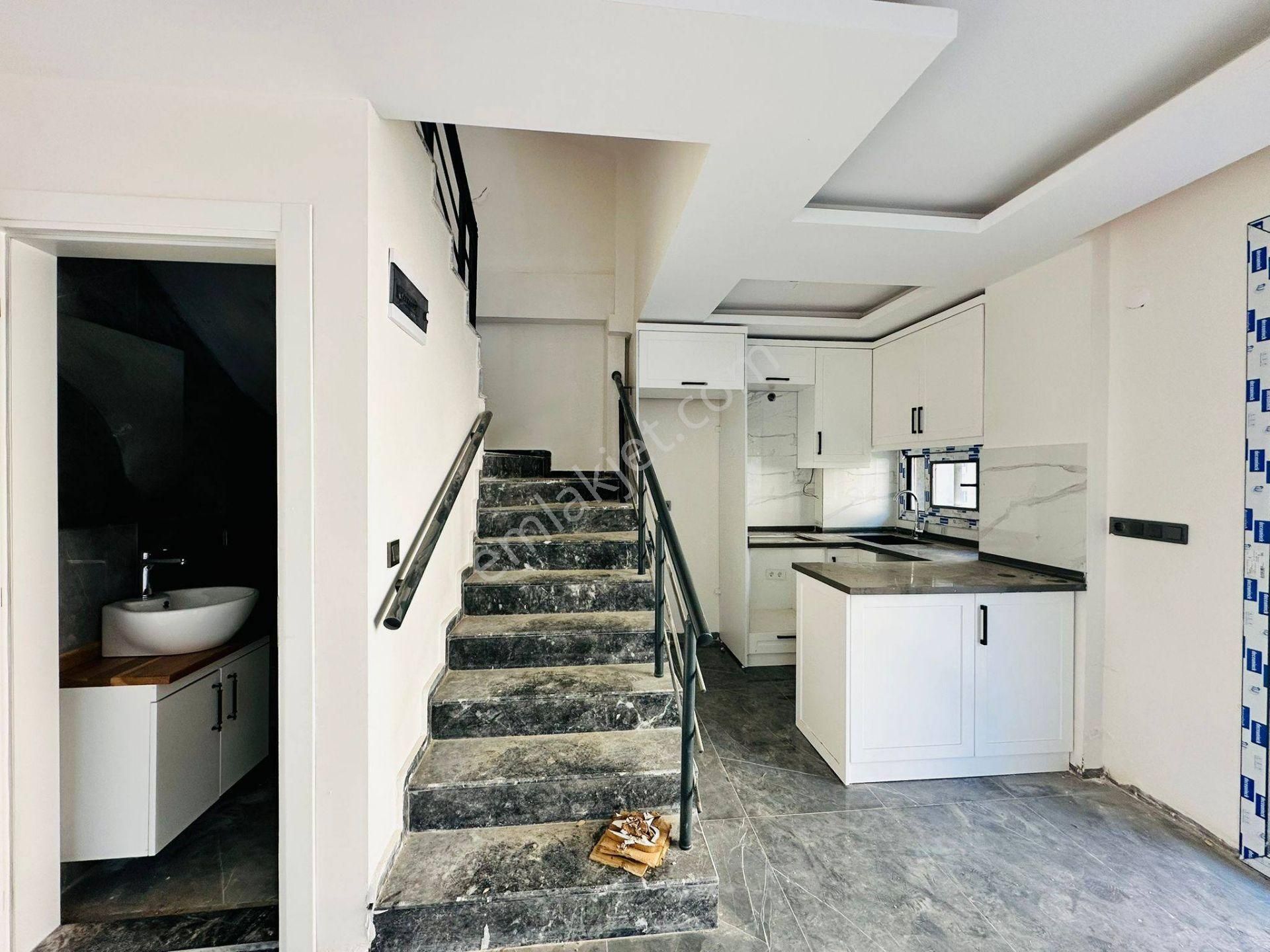 İzmir Seferihisar Ürkmez De Denize 350mt Bahçeli Satılık 2+1 Villa - Görsel 10