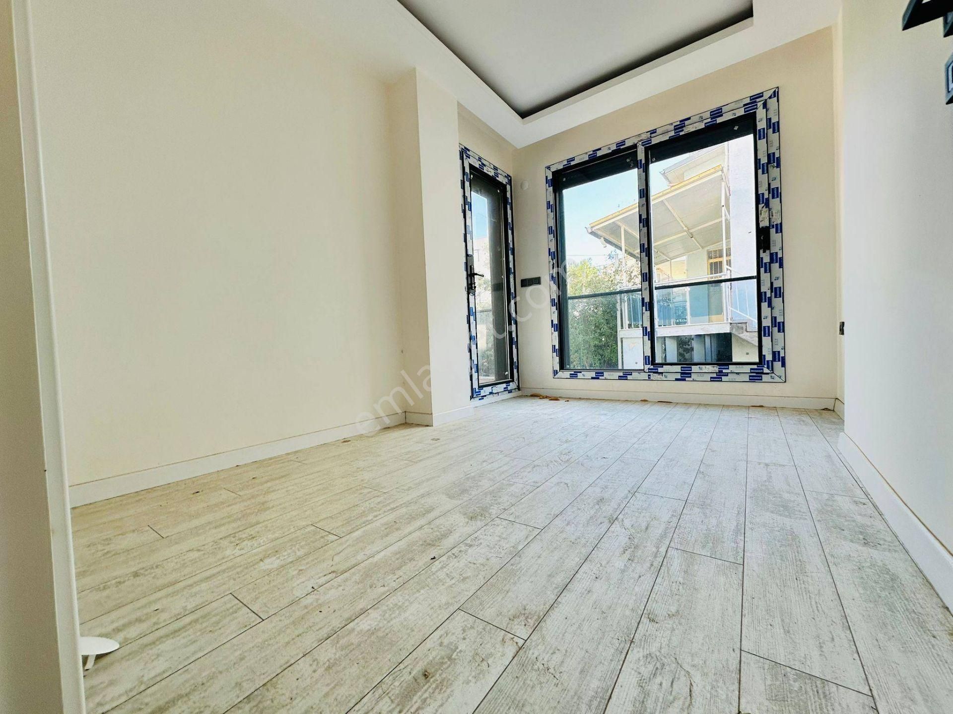 İzmir Seferihisar Ürkmez De Denize 350mt Bahçeli Satılık 2+1 Villa - Görsel 15