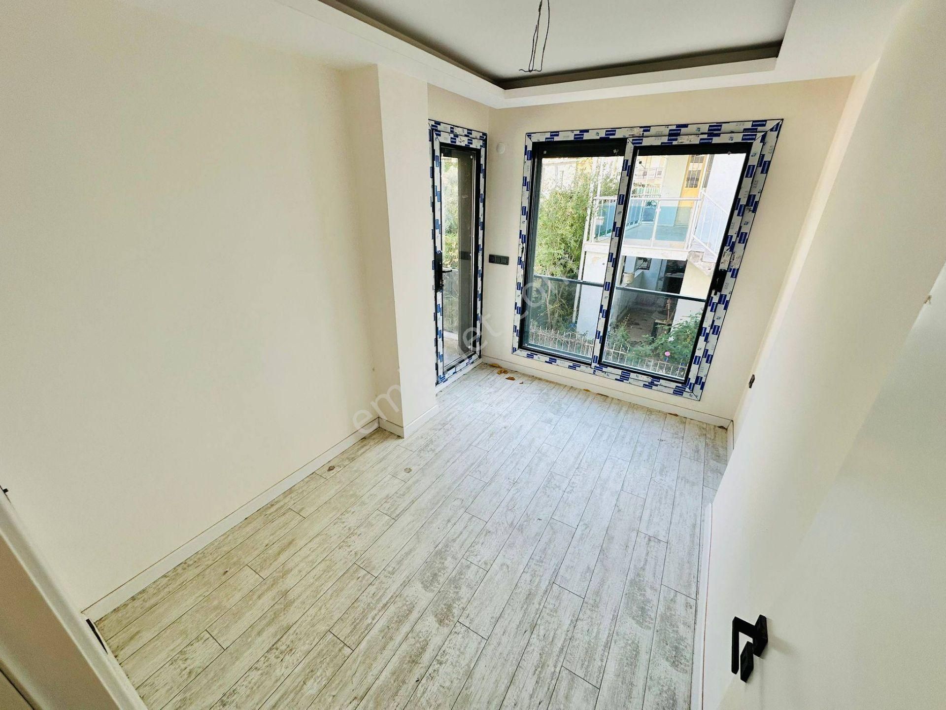 İzmir Seferihisar Ürkmez De Denize 350mt Bahçeli Satılık 2+1 Villa - Görsel 18