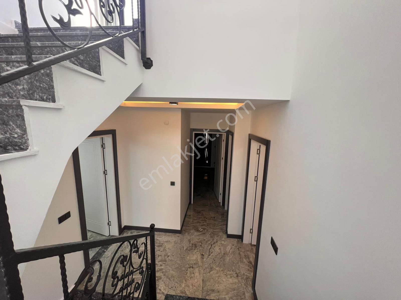 İzmir Doğanbey De Mustakil Deniz Doğa Manzaralı Ultra Lüks Satılık 3+1 Villa - Görsel 7